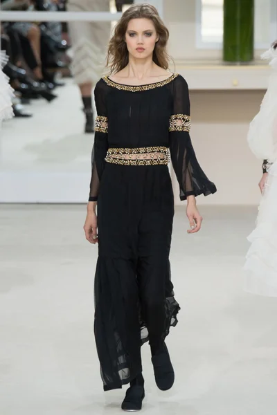 Look 92